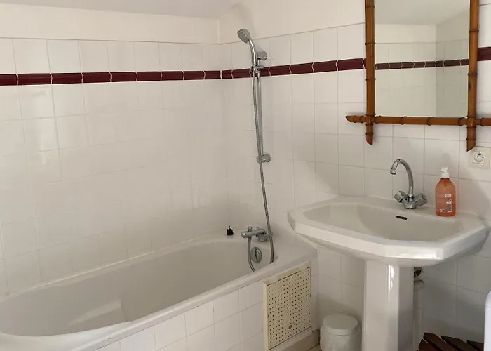 Chateau Doyac Saint-Seurin-de-Cadourne